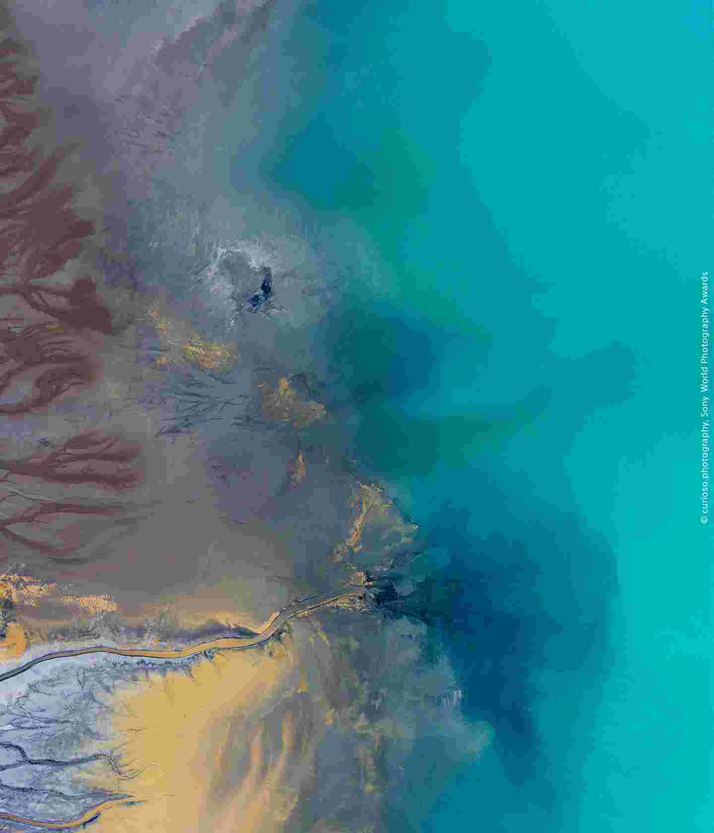 Sony Xperia L4 High Resolution Official Wallpapers